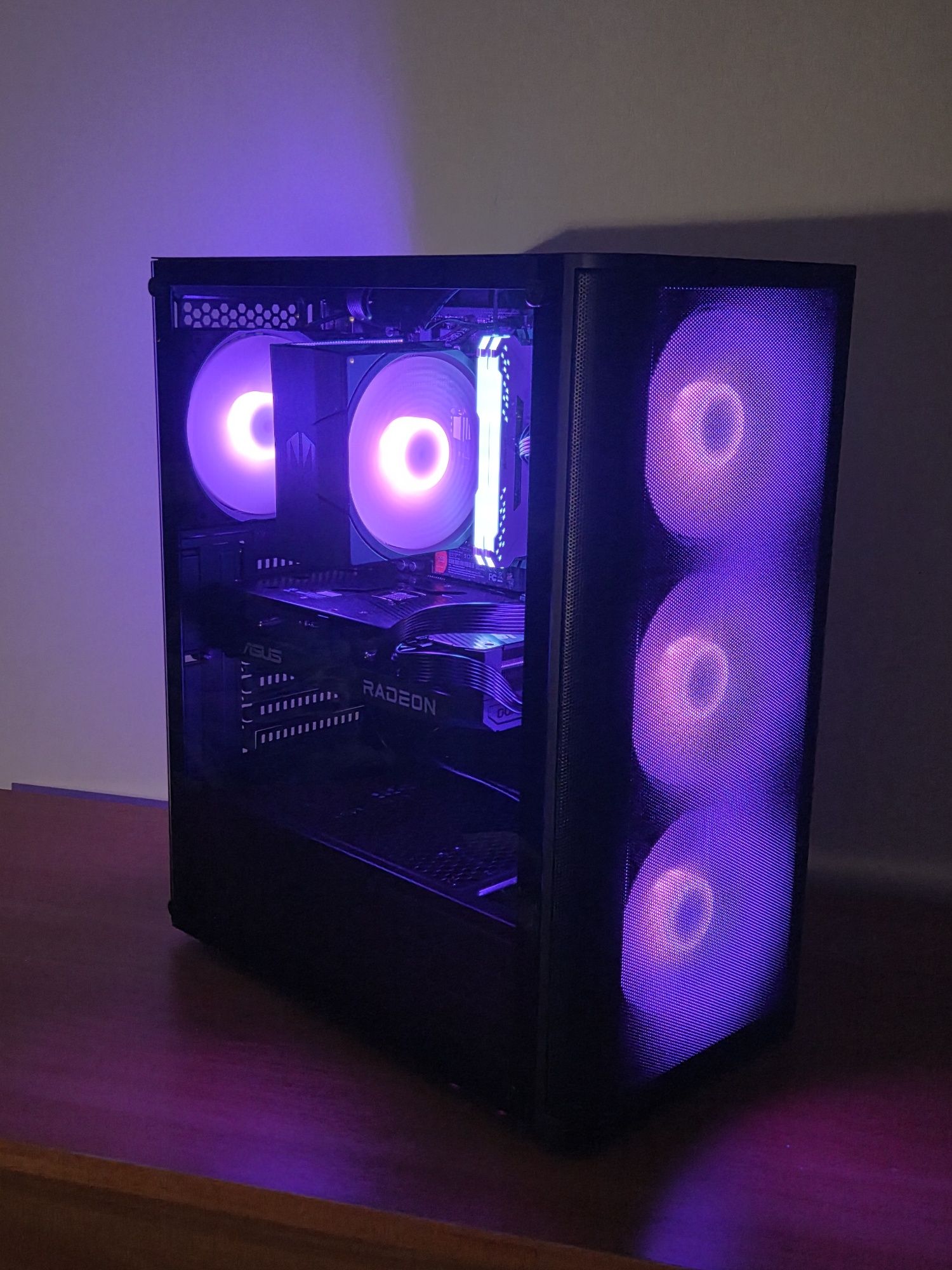 Komputer Gamingowy Ryzen 5 5600 RX 7600 16GB/512GB - Nowy Gwarancja!