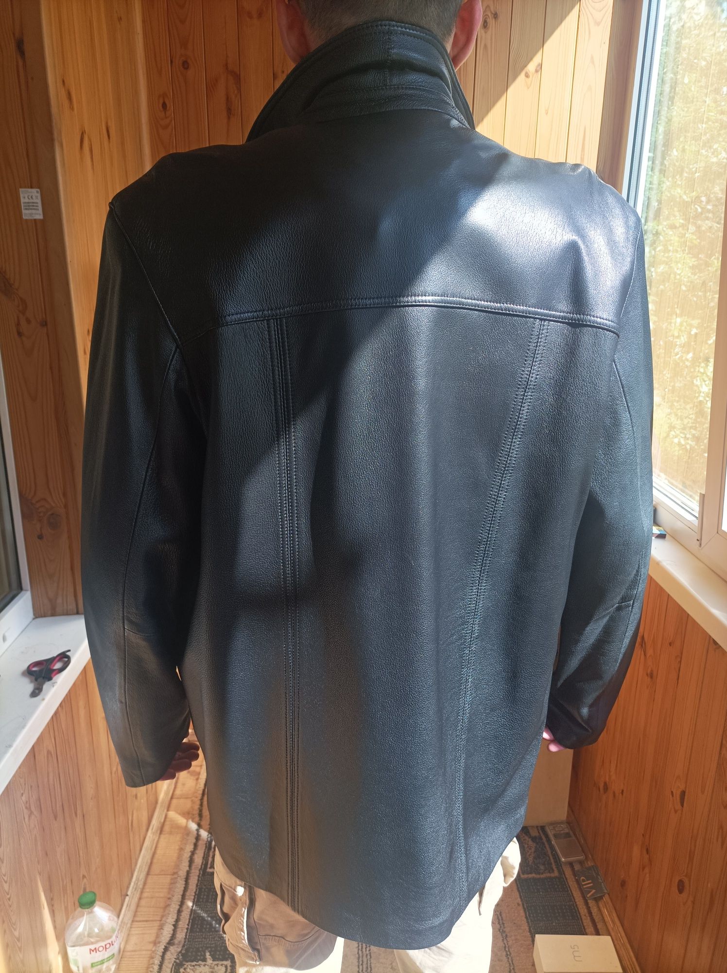 Шкіряний піджак - куртка чоловіча