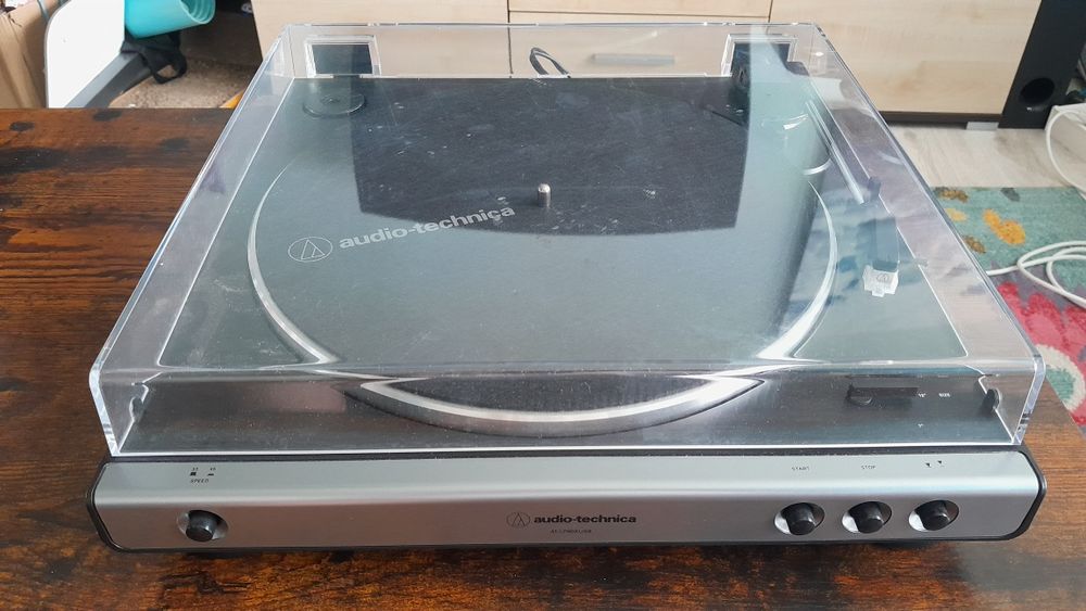 Gramofon Audio-Technica AT-LP60XUSB