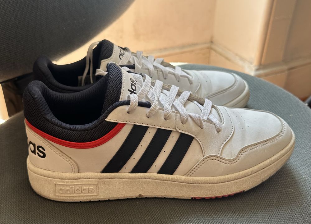 Tenis adidas - bom estado