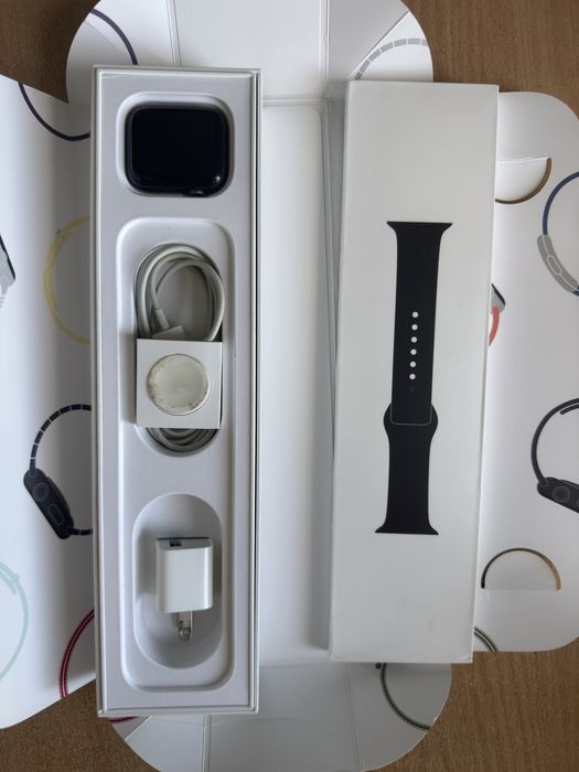 apple watch series 5 44mm | Обмін