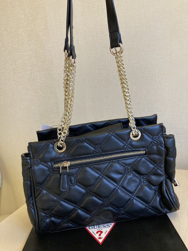 Сумка crossbody Guess