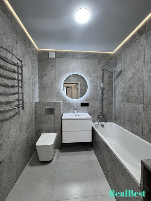 Продаж / Квартира / Боголюбова, Щасливе, Рівне