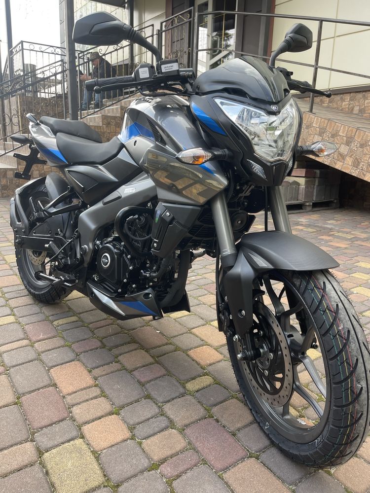 Мотоцикл Bajaj Pulsar NS 200 UG 2023