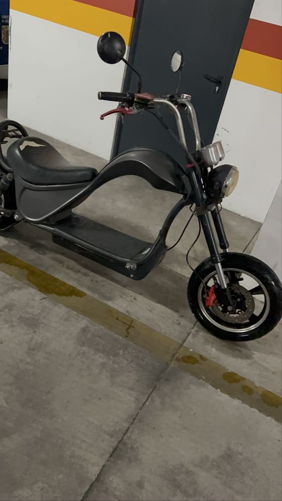Moto chopper scooter eletrica