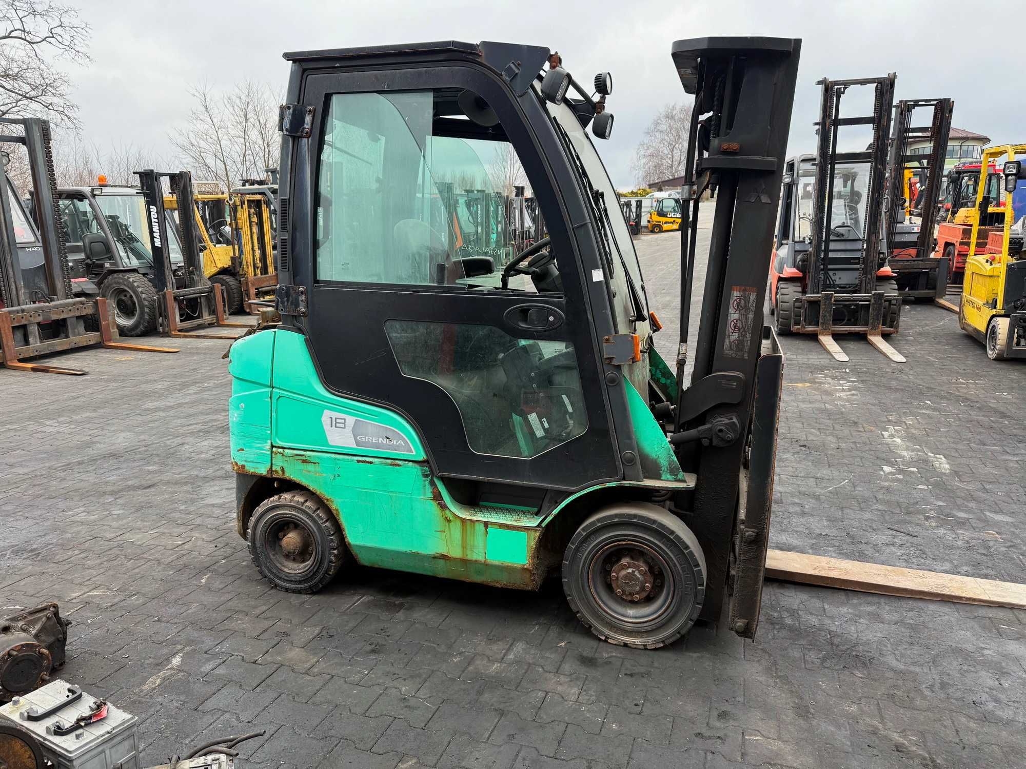 wózek widłowy MITSUBISHI FG18NT 1800kg Triplex 4.70m kabina 2020' rok