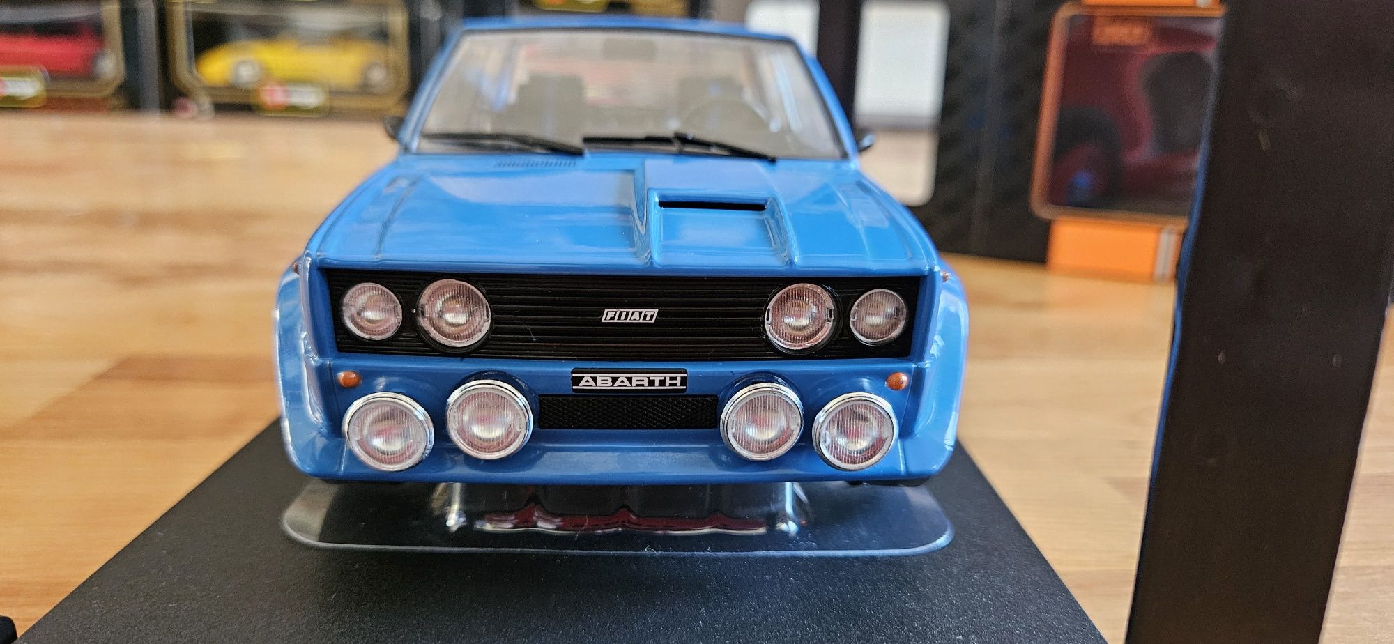 1:18 IXO Fiat 131 Abarth