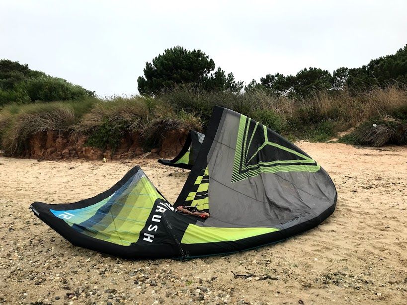 Kite Airush Lithium 12 metros c/barra