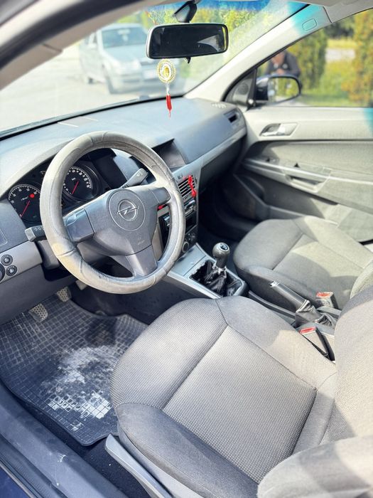 Opel Astra H 2005