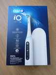 Szczoteczka Oral-B