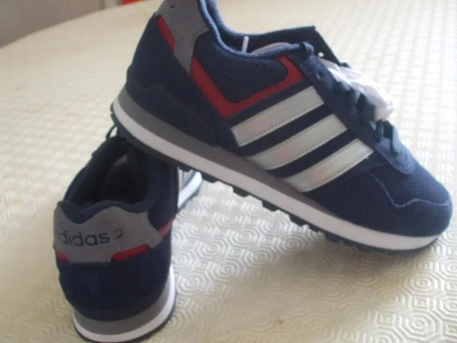 Ténis adidas, tamanho 39,5