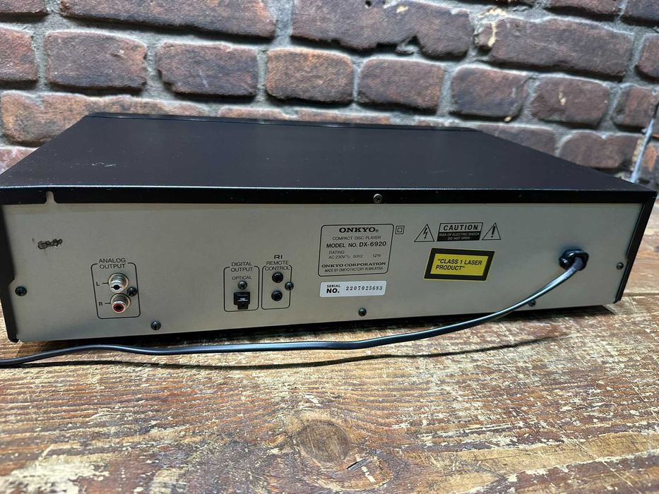 Odtwarzacz CD Onkyo DX 6920