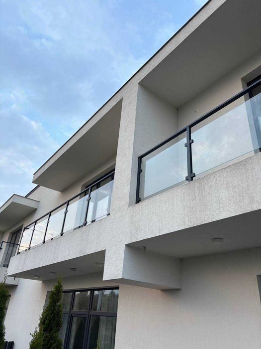 Продається будинок (таунхаус) з частковим ремонтом/ЗАКРИТЕ МІСТЕЧКО