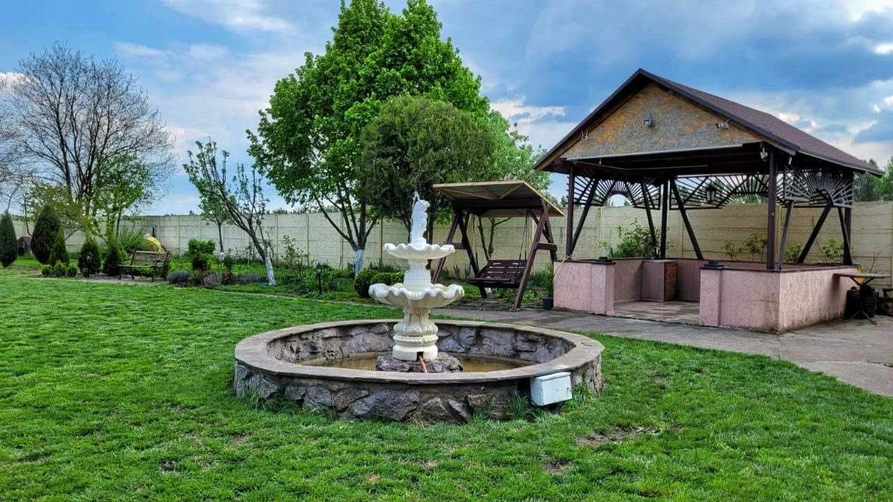 Продам будинок с.Єлизаветівка, блакинте озеро