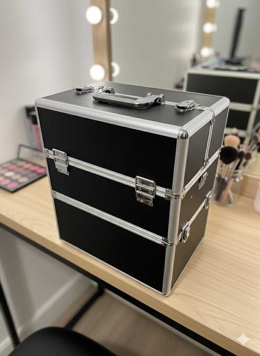 Kuferek Walizka na Kosmetyki – Praktyczny i Elegancki Organizer