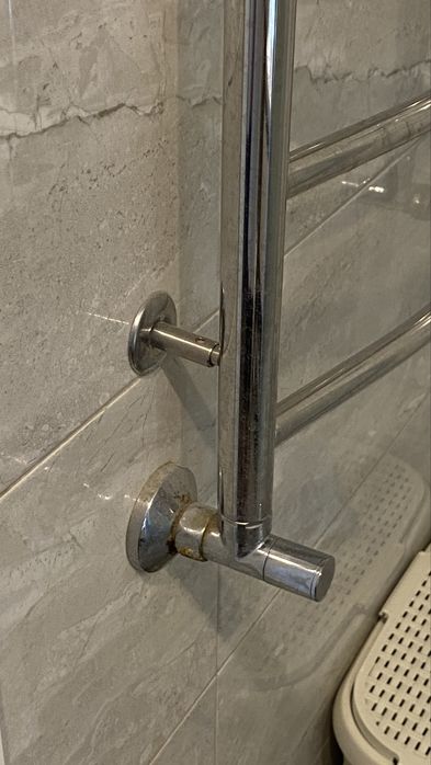 Прибирання квартир та приміщень, миття вікон