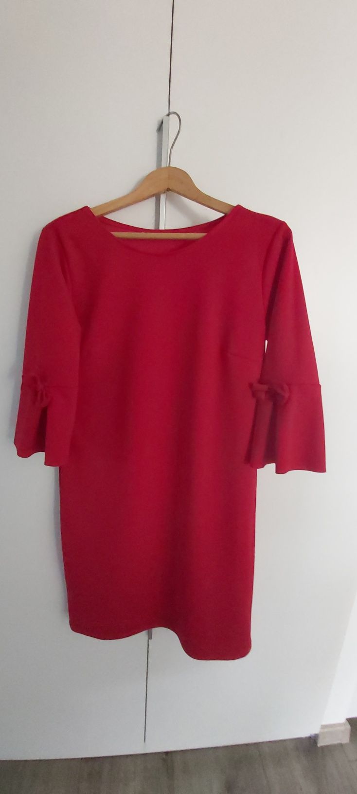 Elegancka sukienka
