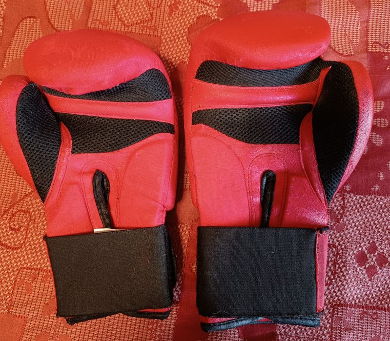 Pack de luvas de box com embalagem, banda de protecção e protectores