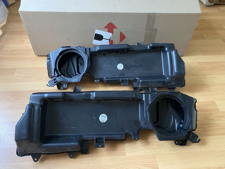 Короба під динаміки Audi