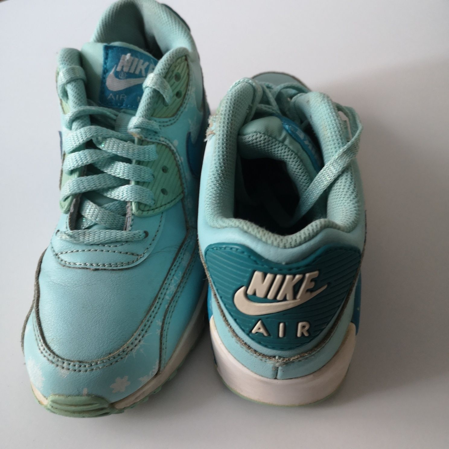 Nike buty sportowe dla dziecka r. 36.5