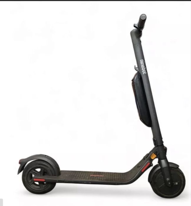 Hulajnoga Ninebot KickScooter E22E