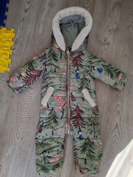 Зимовий комбінезон для дівчини