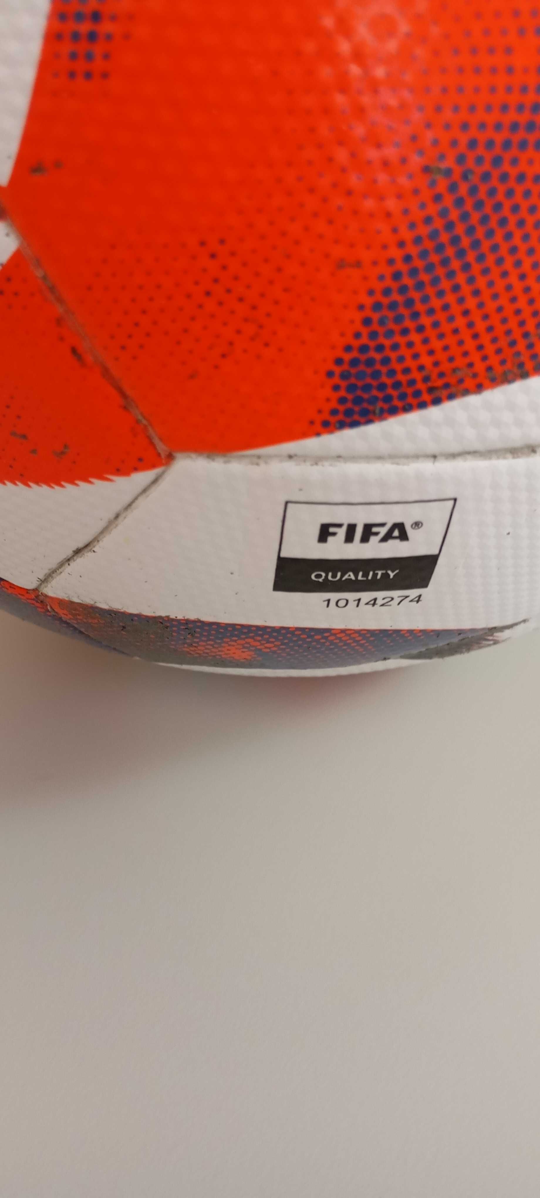 Bola adidas Tiro