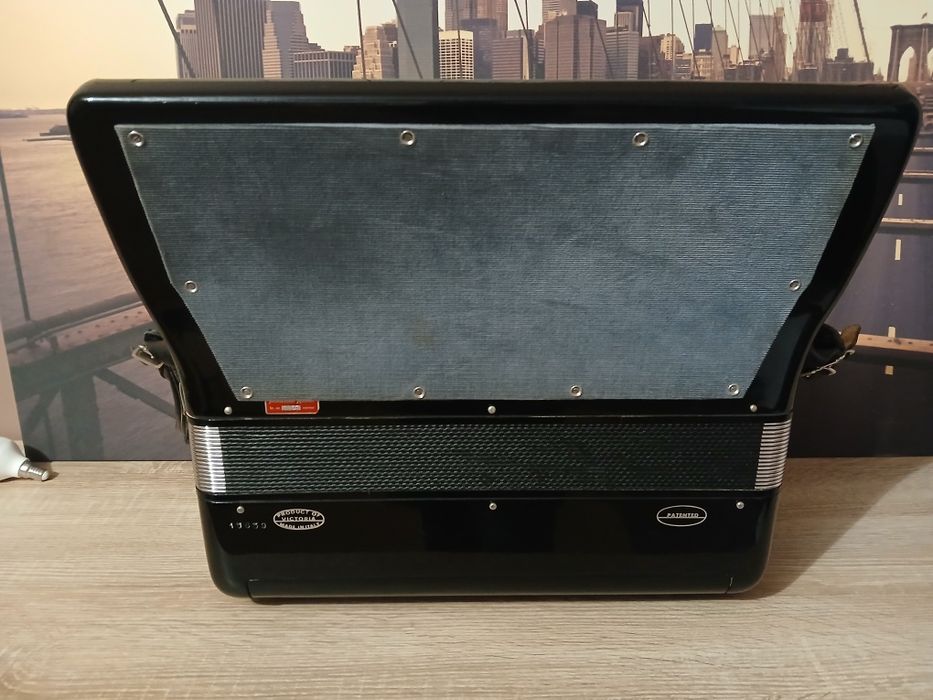 Włoski akordeon 3 chórowy Victoria