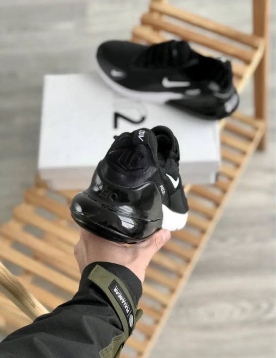 Кросівки Nike Air Max 270 Black/White, літо весна осінь
