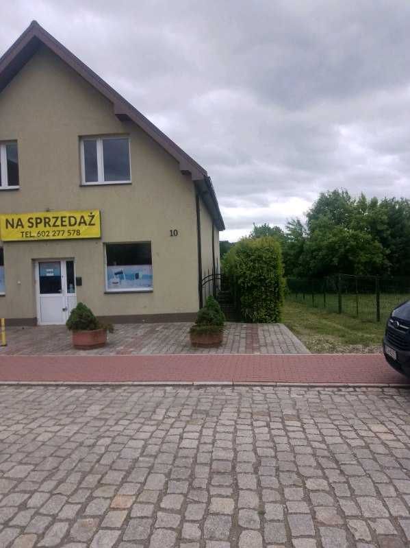 Dom jednorodzinny z lokalem użytkowym