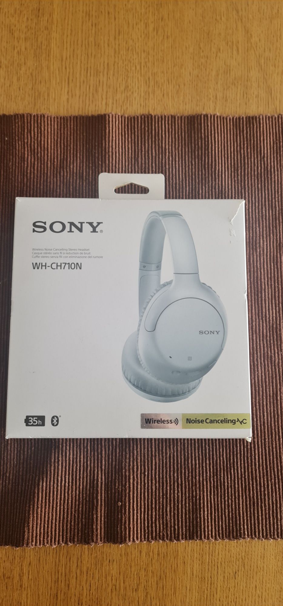 Headphones Sony ch710