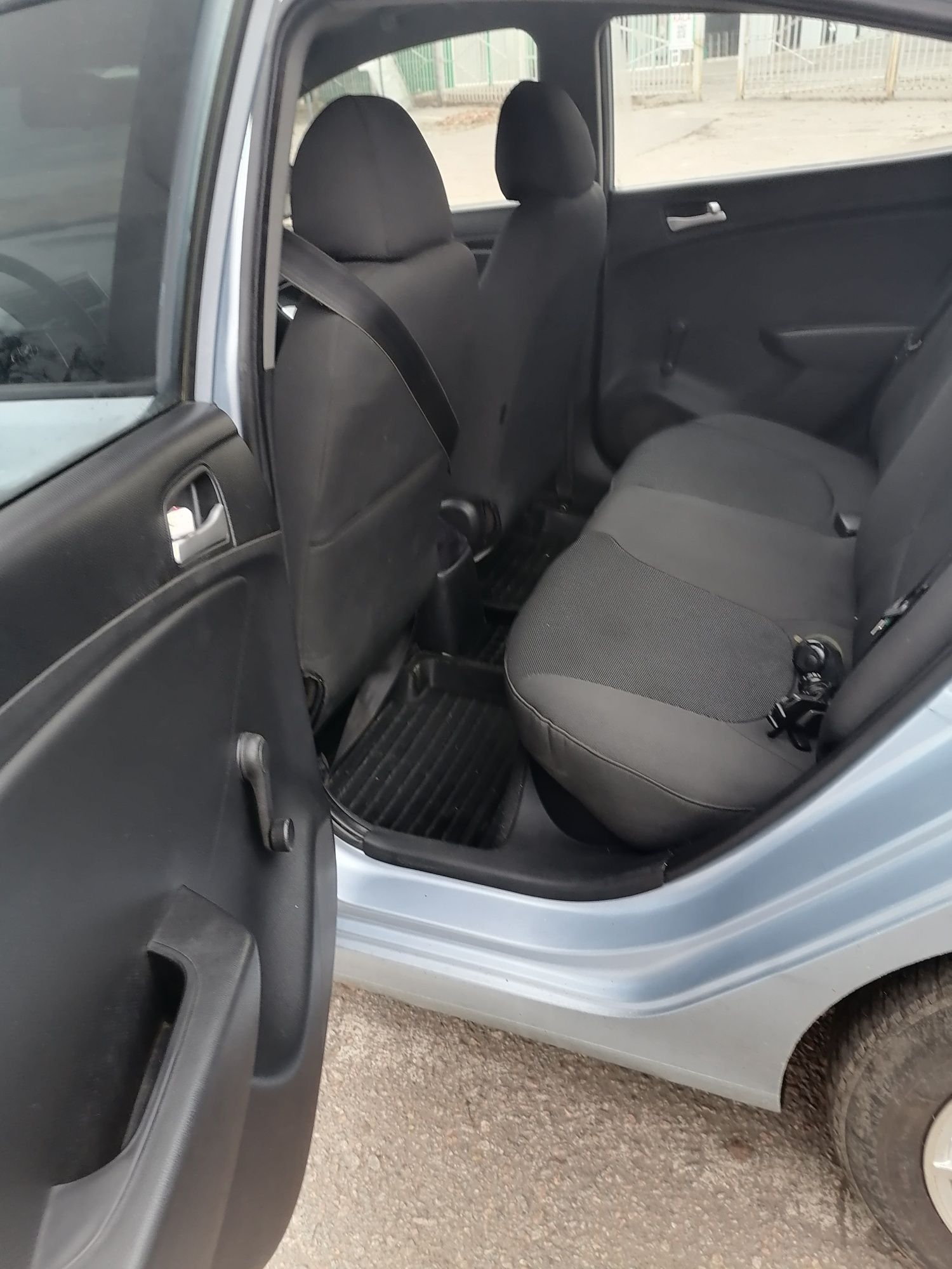 Hyundai accent 2011 р.