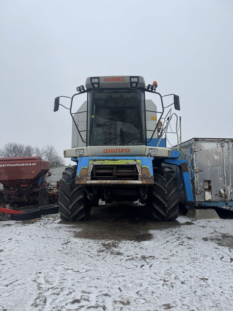 Комбайн Claas Mega 350
