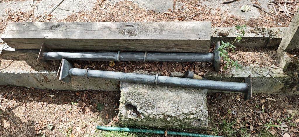 Regulowane stemple budowlane / podpory stropowe metalowe – 2 sztuki