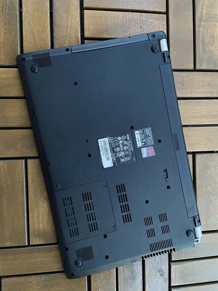 Laptop Acer aspire V5-571