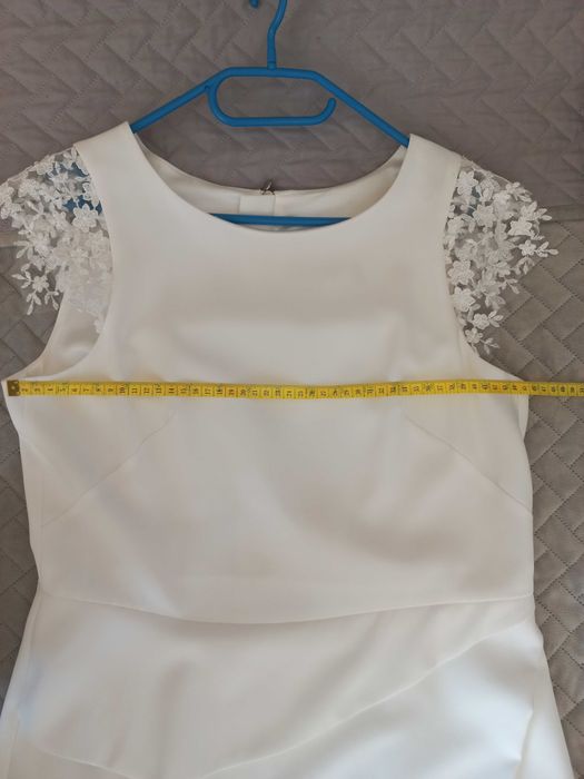 Sukienka biała rozmiar M