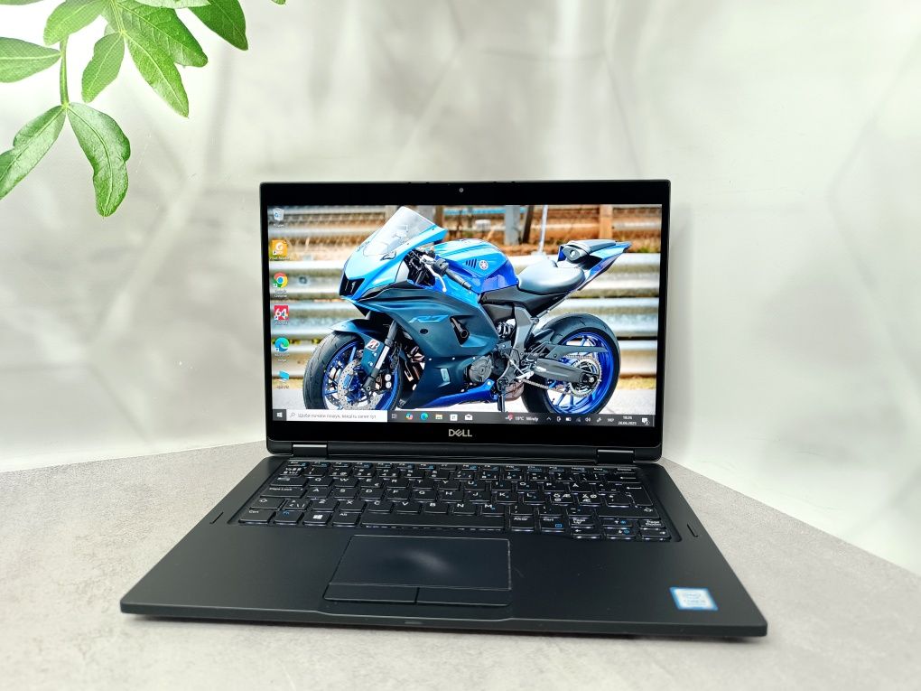Сенсорний Dell Latitude 7390 2-in-1/i5-8350U/8/256/13.3 " Full HD IPS