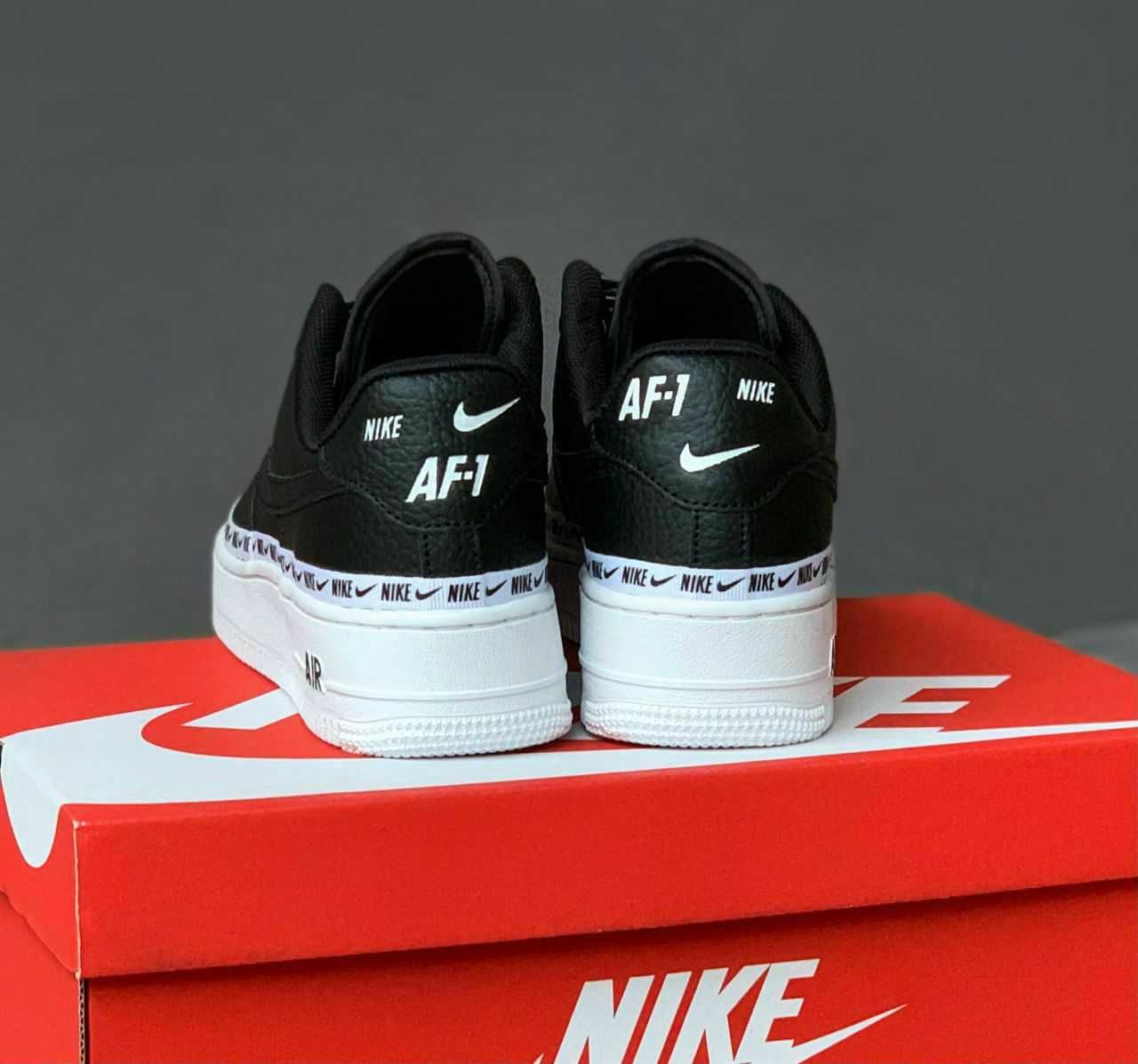 Жіночі кросівки Nike Air Force 1 Low Ribbon чорний 6479 НОВИНКА