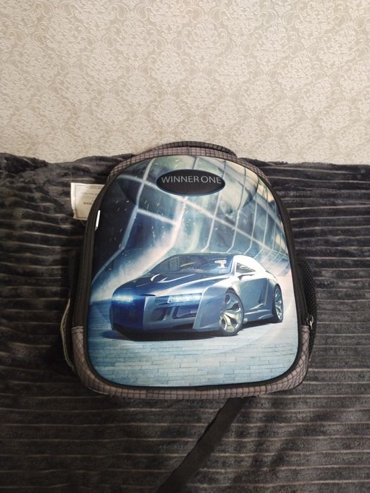 Портфель рюкзак на 1-4 класс