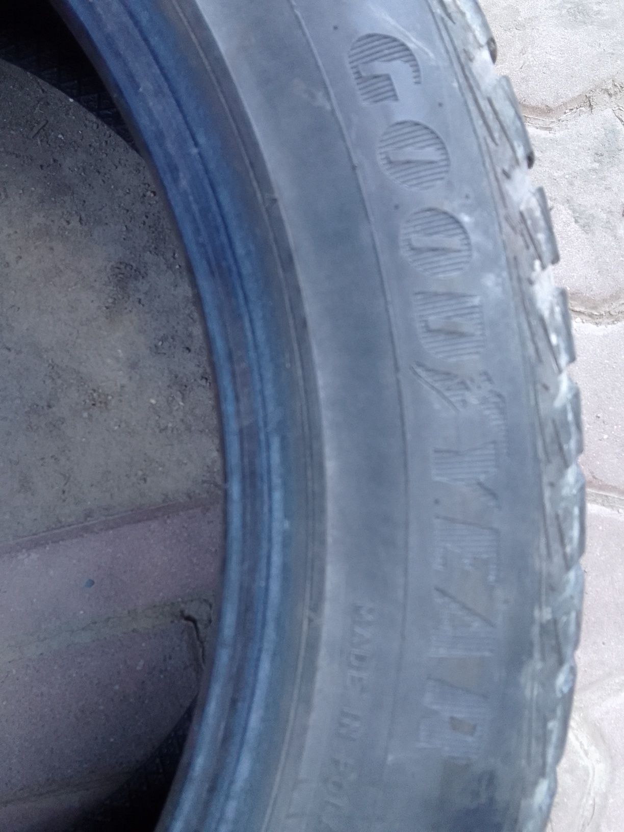 Opona wielosezonowa 245/45r18 GOODYEAR 2019r 6mm