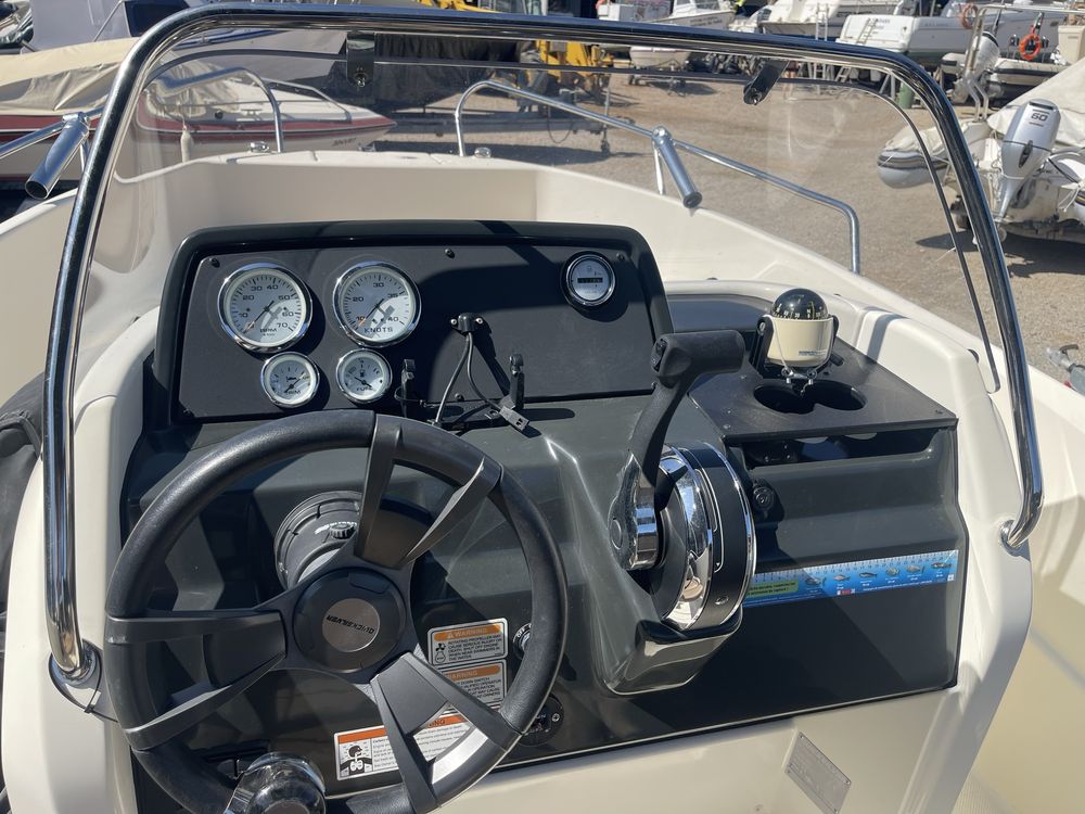 Quicksilver active  555 walkaround