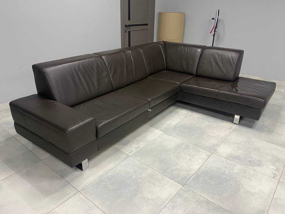 Шкіряний диван. Кутовий диван. Розкладний. Бежевий диван. Релакс.