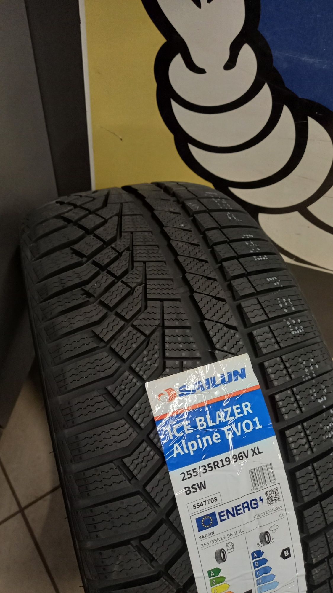 Nowe Opony Zimowe Sailun ICE BLAZER Alpine EVO 1 255/35 R19 96XL BSW