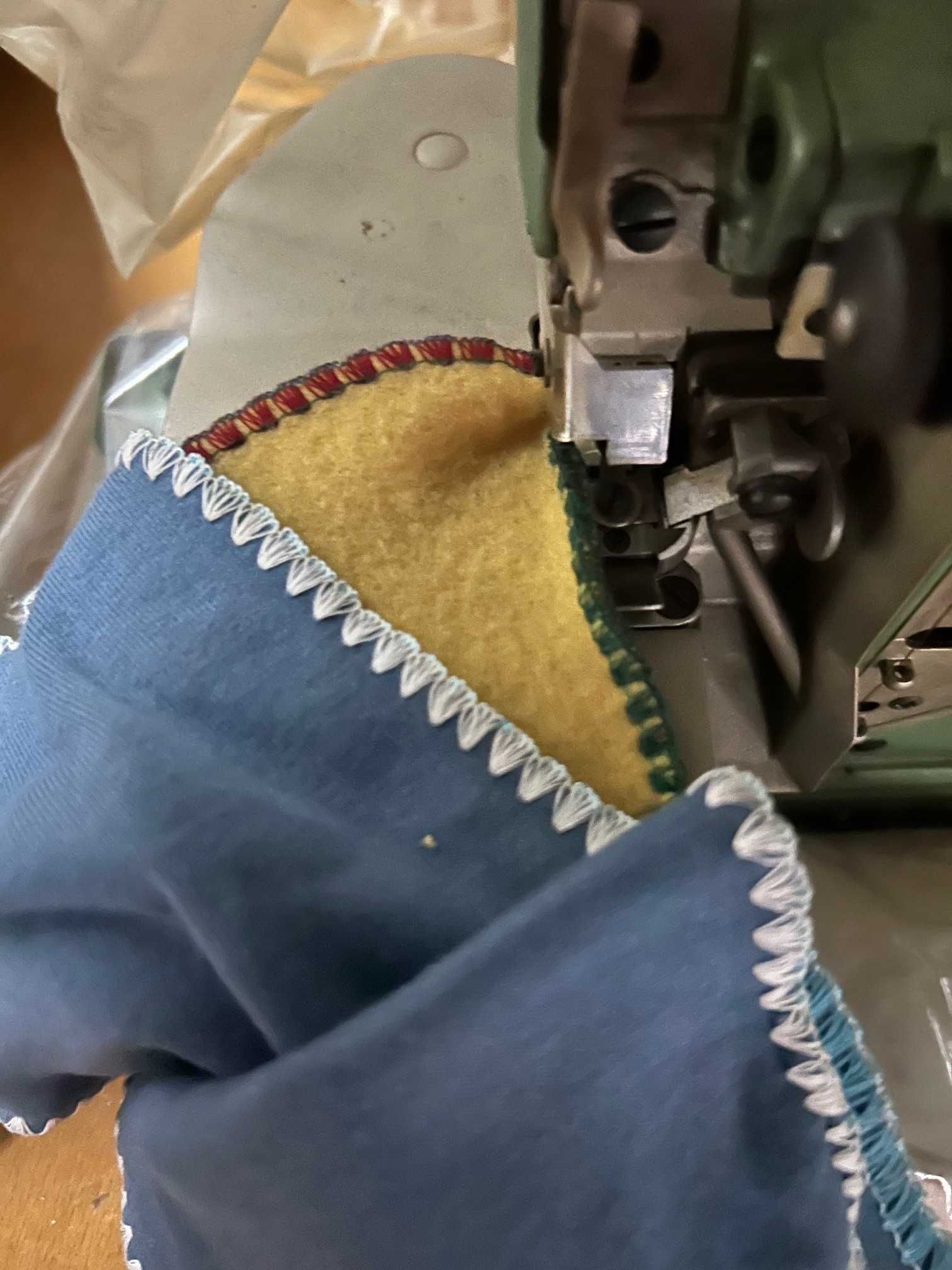 Máquina de costura pontos decorativos Merrow