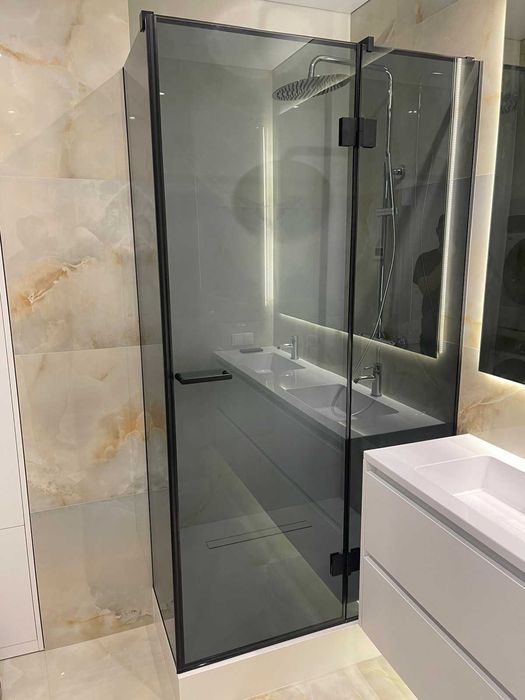 Душові кабіни під замовлення