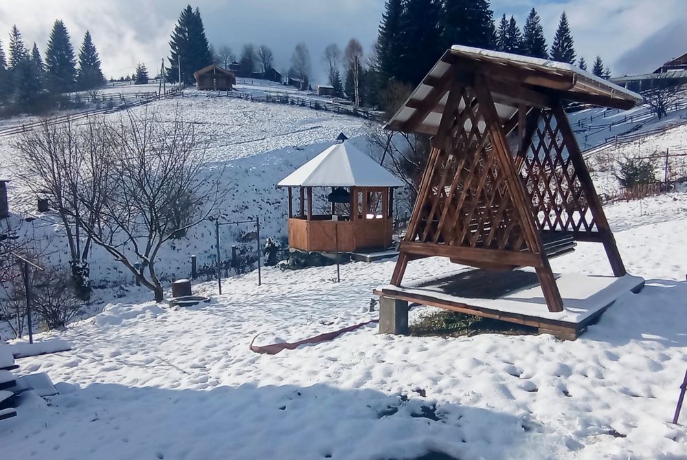 Відпочинок у Ворохті  садиба "Надія"