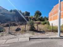 Lote de terreno com projecto