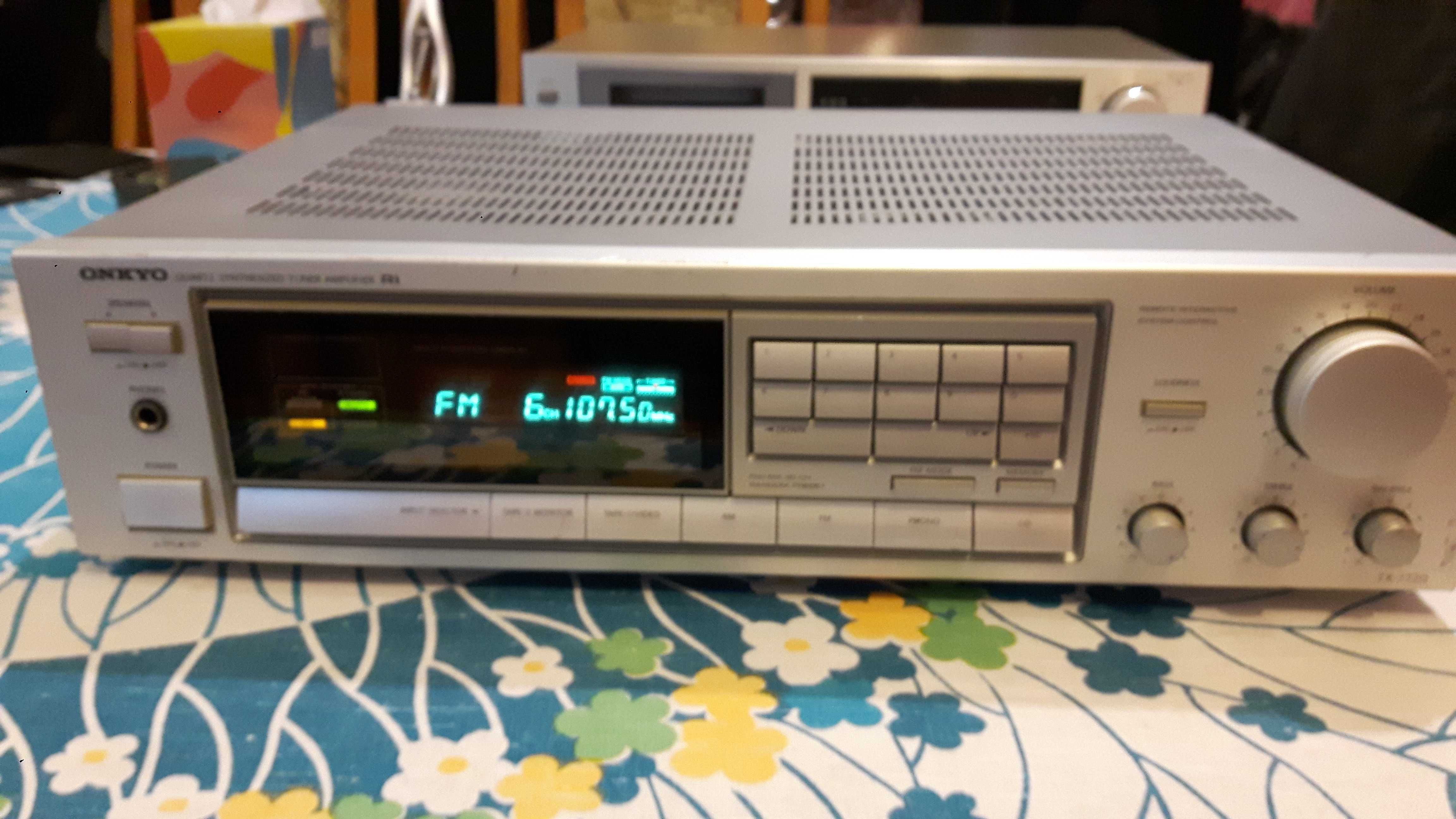 Onkyo TX-7720 amplituner