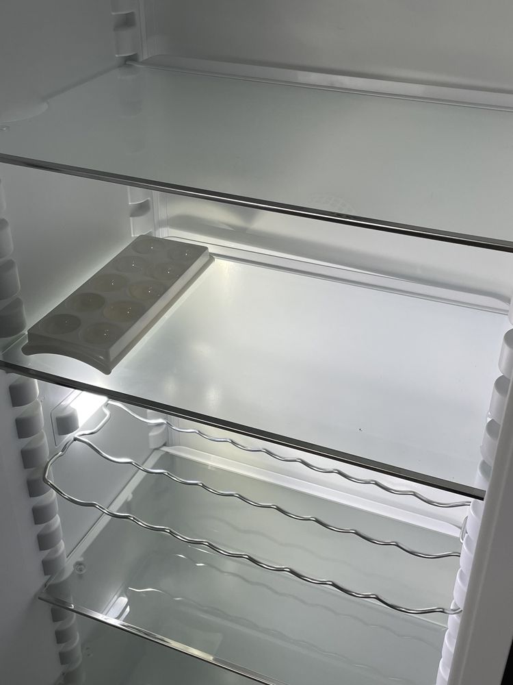 Вбудований холодильник Liebherr IK 3520/ Однокамерний/ Ідеальний стан