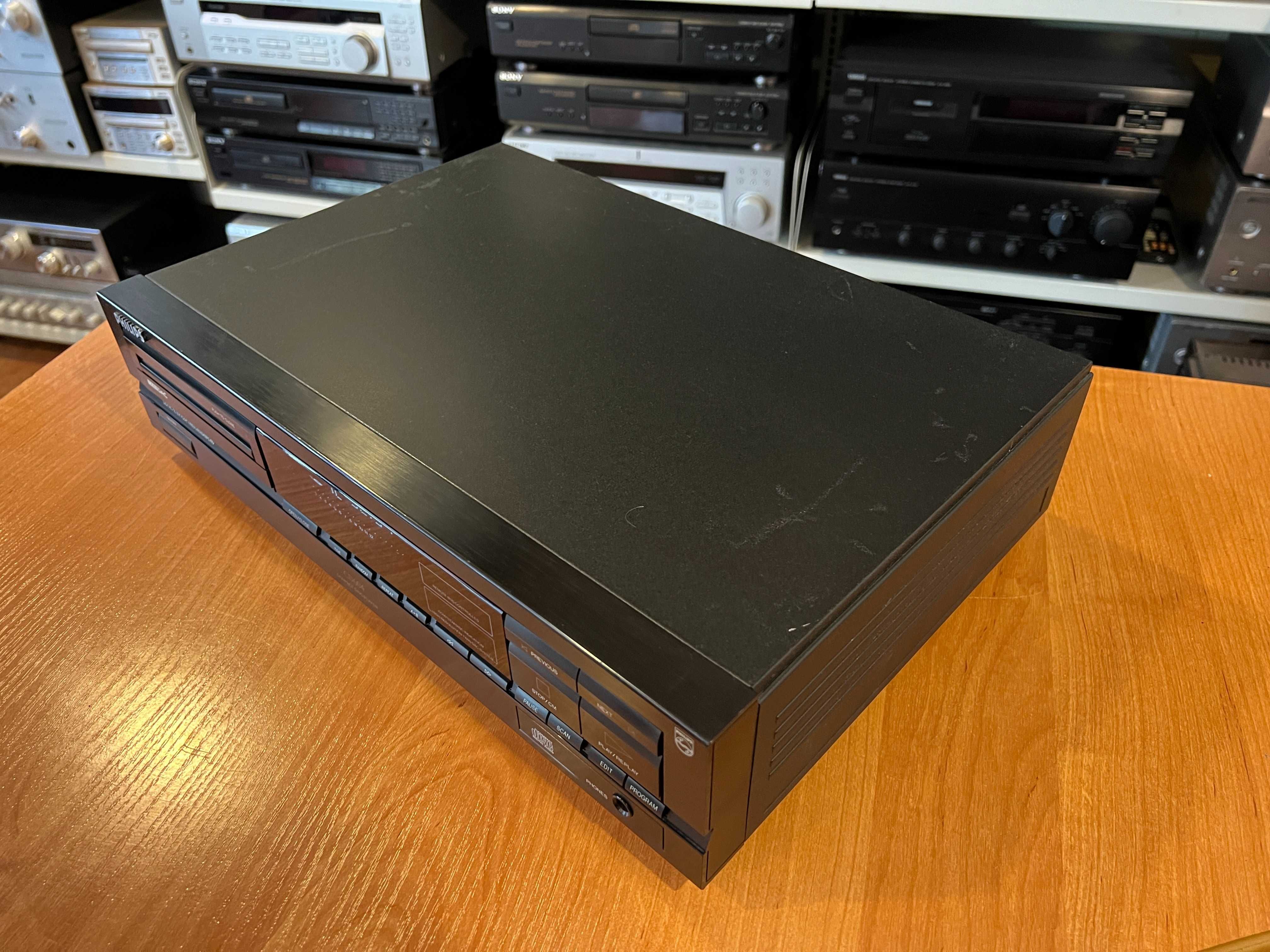 Odtwarzacz płyt CD Philips CD604 Audio Room